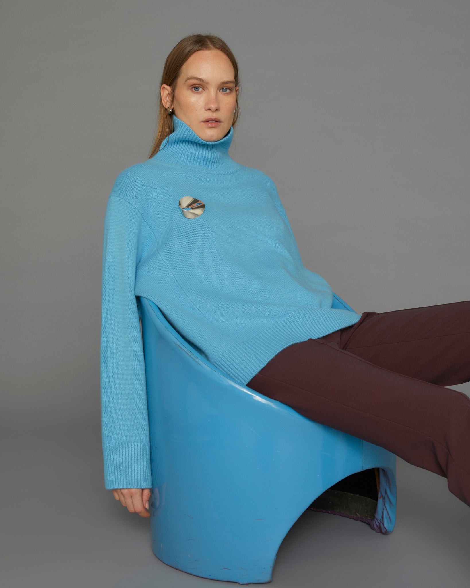 WILLOW CURVE HEM SWEATER - SHORTER VERSION