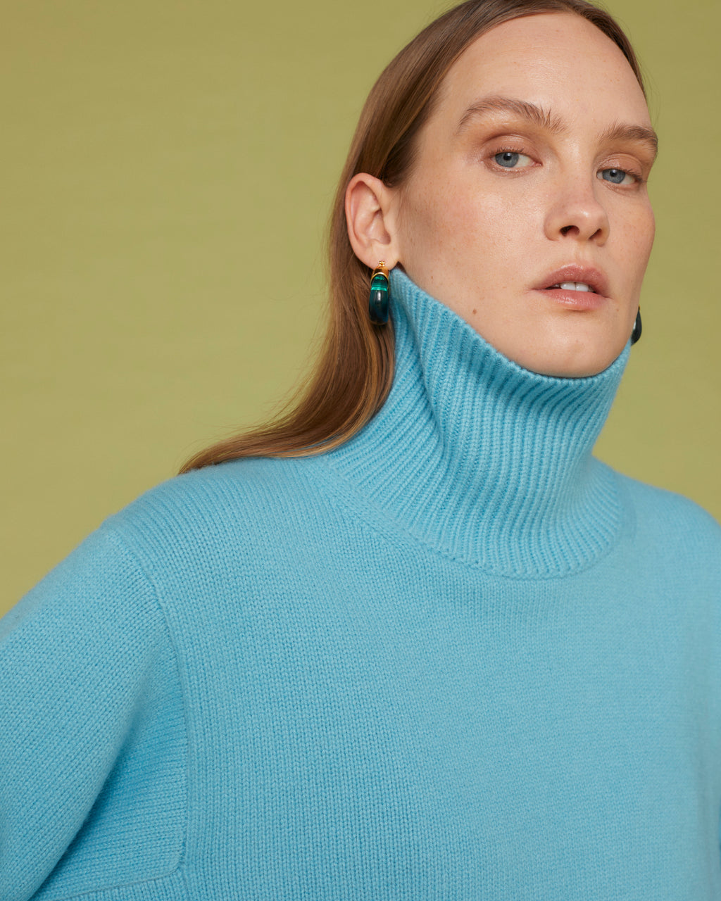 WILLOW CURVE HEM SWEATER - SHORTER VERSION