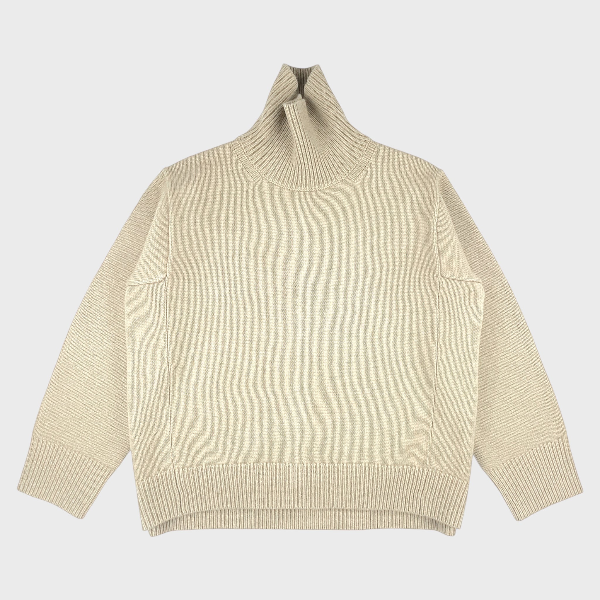 WILLOW CURVE HEM SWEATER - SHORTER VERSION