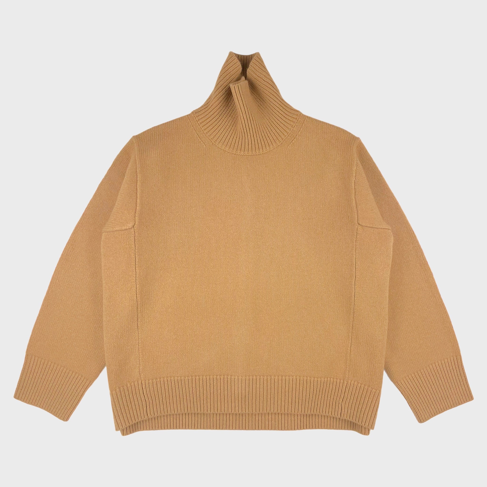 WILLOW CURVE HEM SWEATER - SHORTER VERSION